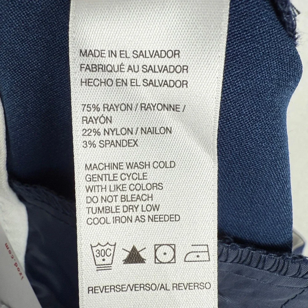 NEW‎ IZOD Chino Pants Womens 8 Short Navy Blue Straight Leg Flat Front Stretch - Picture 11 of 12